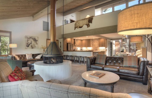 Purgatory Condominio | Fireside Story (#802) Adventure Awaits | 2 Decks, Golf, Pool, Hot Tub