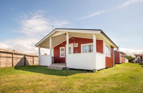 Tvaaker Otro | First Camp Björkäng-Varberg