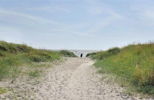 Tvaaker Otro | First Camp Björkäng-Varberg