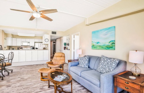 Ocean View Halifax Estates Condominio | First Floor Condo with Shared Pool, High-Speed WiFi, Central AC, and Ocean Views