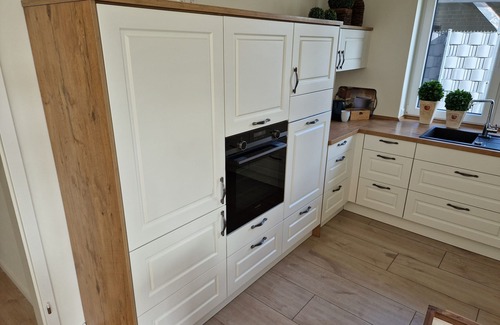 Steenfelderfehn Apartamento | First floor apartment with kitchen & Netflix