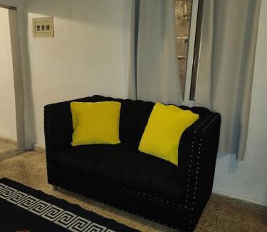 La Ceiba Apartamento | First Floor Apartment