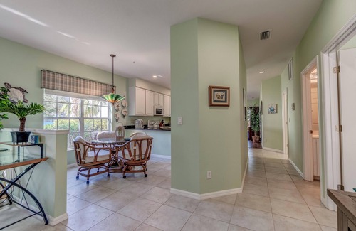 Osprey Village Condominio | First Floor Condo in Osprey Resort Style Community