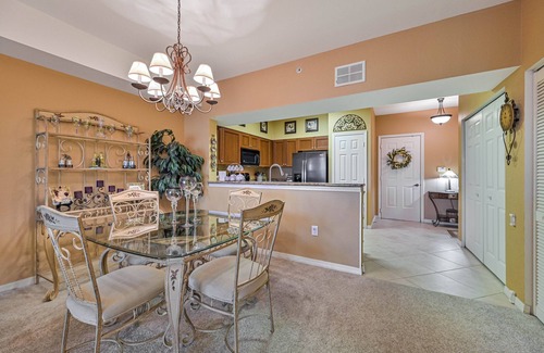 Estero Condominio | First floor Condo - Lake Views - Garage - Beautiful Villagio Community!