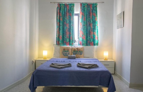 Marsaskala Apartamento | First Floor Corner Apartment Close to the Promenade TBAN1-1