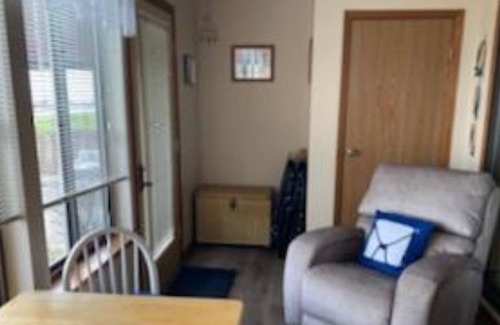 Port Clinton Condominio | First Floor Harborside Condo with Stunning Lake Views!