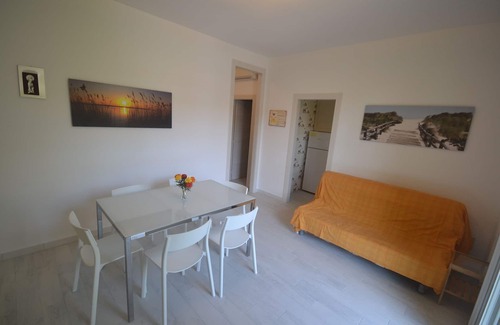 Lido delle Nazioni Casa | Villa en primera planta con jardín y plaza de aparcamiento a 150 metros. del mar