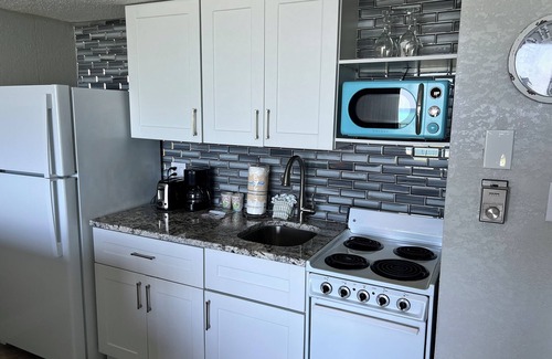 Daytona Beach Shores Complejo | Primer piso privado Paradise Ocean Front Studio para 6 personas !! VENTA DE ABRIL !!