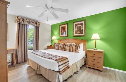 Park Shore Casa | First Floor With Resort View