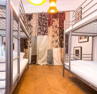 Bucharest City-Centre Hostal | First Hostel