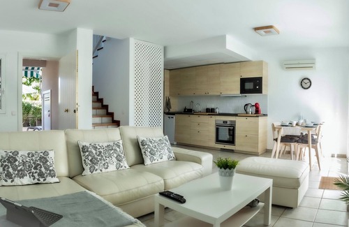 Pasito Blanco Casa | Bungalow en primera línea de la exclusiva y privada marina de Pasito Blanco