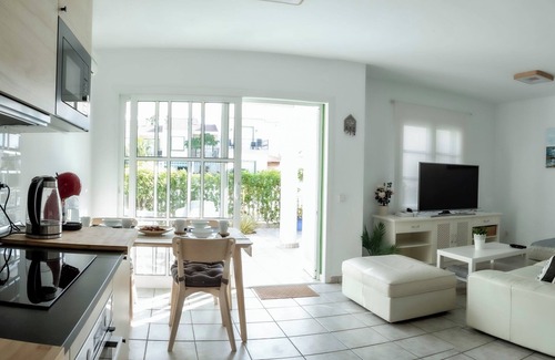 Pasito Blanco Casa | Bungalow en primera línea de la exclusiva y privada marina de Pasito Blanco