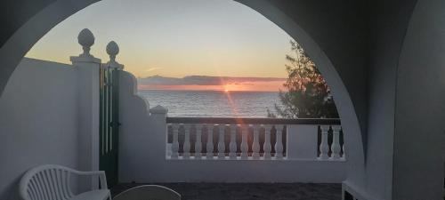 La Garita Casa | First Line of The Beach La Garita
