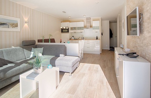 Langeoog Apartamento | Primera ocupación en junio de 2015, 5 estrellas, 2 baños, 2 dormitorios, sauna, 2 terrazas.