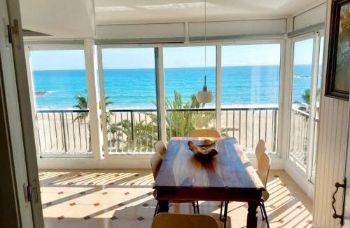 Coveta Fuma Apartamento | FirstLine BeachView