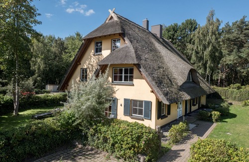 Dierhagen Dorf Apartamento | Fischland Ferienhäuser