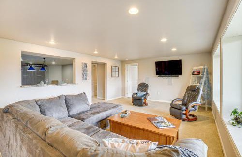 Ketchikan Apartamento | Fish and Hike Apartment with Pool Table in Ketchikan!