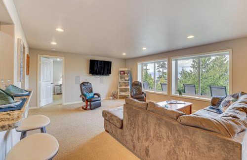 Ketchikan Apartamento | Fish and Hike Apartment with Pool Table in Ketchikan!