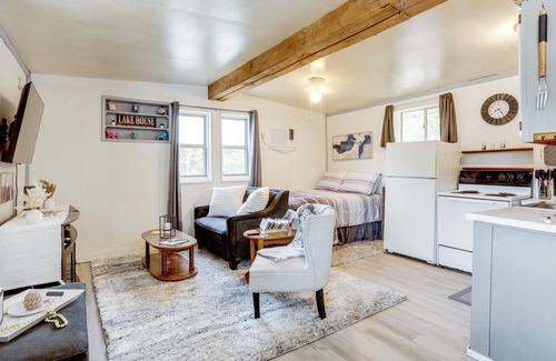 Mountain Home Apartamento | Fish, Boat & Hike: Norfork Lake Studio Near Marina