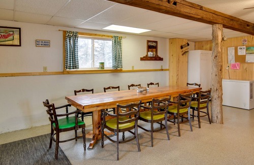 Union County Cabina | Fish, Boat & Hike: ‘The Lodge’ Remote Afton Cabin