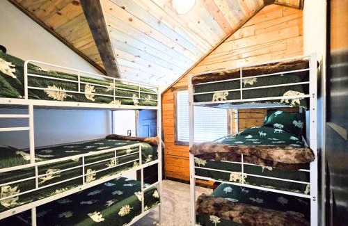 Torrey Casa | Fish Creek Cabin