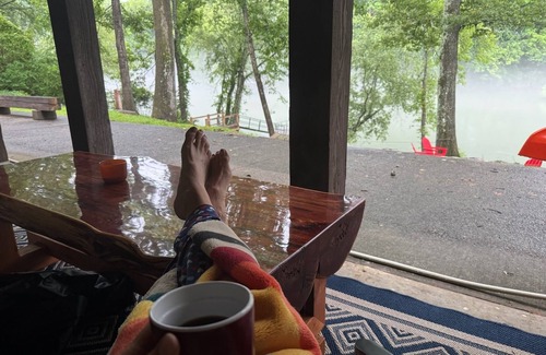 Pangburn Cabina | FISH ~ FLOAT ~ RELAX … located ON The Little Red River