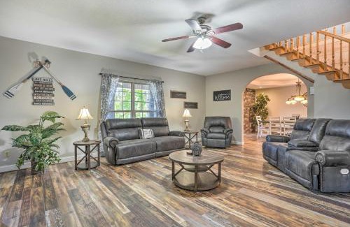 Trenton Casa | Fish, Kayak and More Lakefront Georgia Home