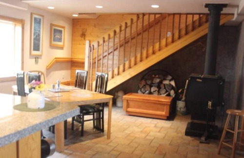 Kodiak Casa | Fisk Kodiak Adventures River Inn Open For Bookings