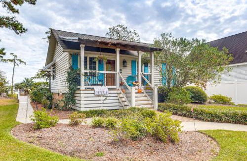 Lake Waccamaw Casa | Fish, Swim and Grill Lakefront Carolina Home!