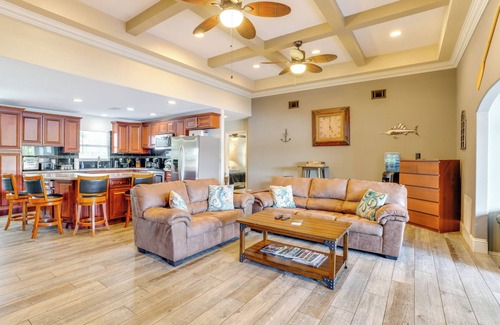 Ocklawaha Casa | Fish, Swim & More: Lakefront Retreat in Ocklawaha!