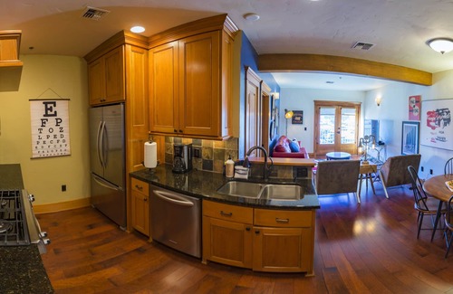 Astoria Condominio | Pisos Fisher Bros 201