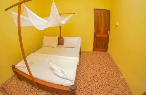 Bwejuu Cabina | Fisherman Lodge