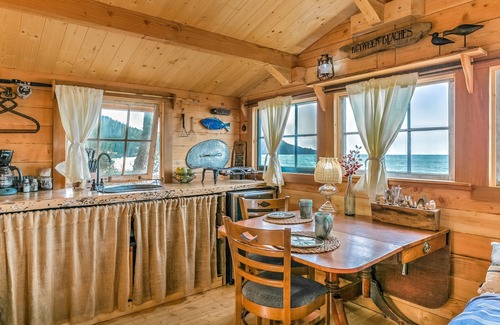 Homer Cabina | Alaska BEACH FRONT CABIN vista al mar artista pescando destino al aire libre