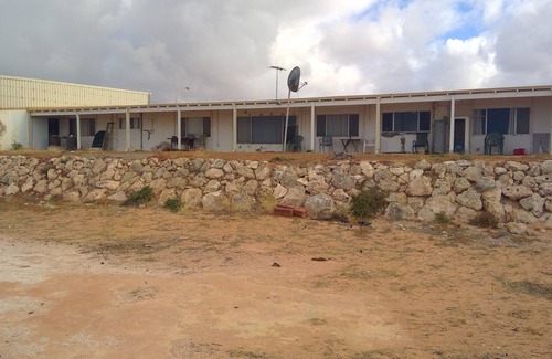 Denham Casa | Fisherman's Getaway sleeps ten ocean views -STRA653HYEUEVGO