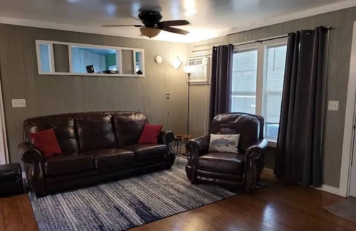 Smithville Casa | Fisherman's Getaway, golf nearby, boat parking
