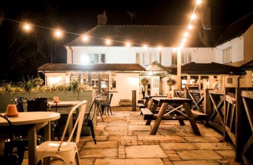 Winkton Hotel | Fisherman's Haunt Hotel