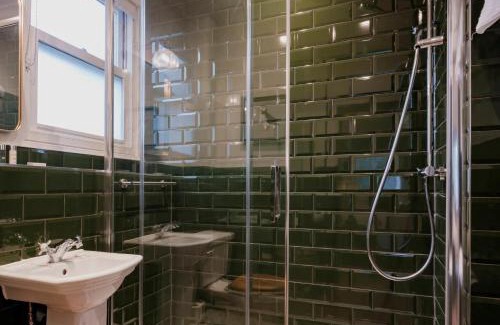 Winkton Hotel | Fisherman's Haunt Hotel