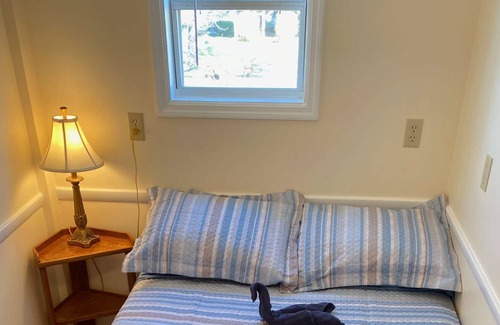 Lobelville Casa | Fisherman's River Hideaway - Private Dock & Sunsets!