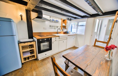 Old Town Hastings Cabaña | Fishermans Cottage - Hastings