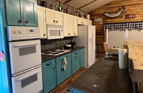 Tower Apartamento | Fishermen, snowmobilers!! Good fishing for Walleye, Bass, Northern & Musky 🎣