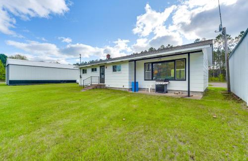 Hayward Casa | Fishers Retreat Hayward Home, Near ATV Trails!