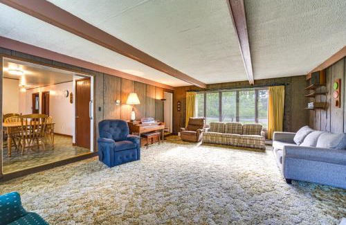 Hayward Casa | Fishers Retreat Hayward Home, Near ATV Trails!