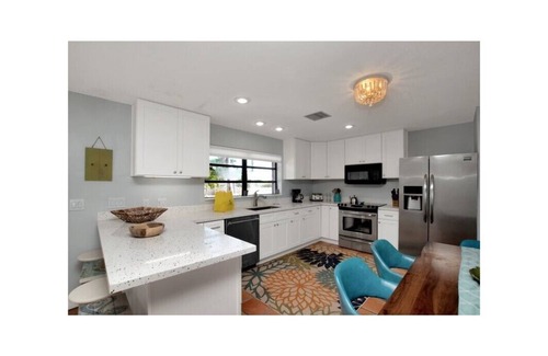 Little Venice Casa | Fishing and Family Fun paradise Oceanfront 60'ft dock 3 bed 2bath private pool