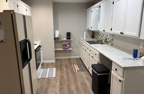 Brookeland Cabina | Fishing Camp 1-bedroom/Loft cabin in delightful Brookeland with AC, WiFi