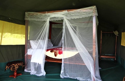 Maasai Mara Otro | Fisi Camp