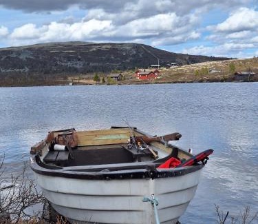 Venabygd Casa | Fiskebu at Flaksjøen