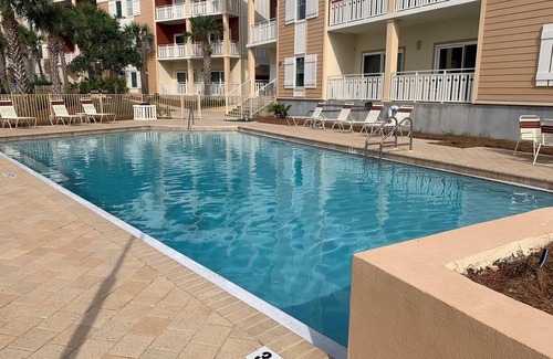 Waterside Village Condominio | Sólo Comunidad Cerrada En Mexico Beach.
