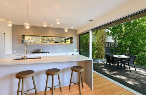 Healdsburg Cabaña | Fitch St Escape | Complimentary wine tasting at Croix Estate included!