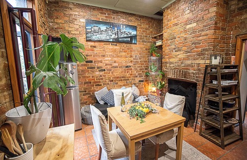 Fitzroy Cabaña | Fitzroy cottage-10pax. 10mins City CBD