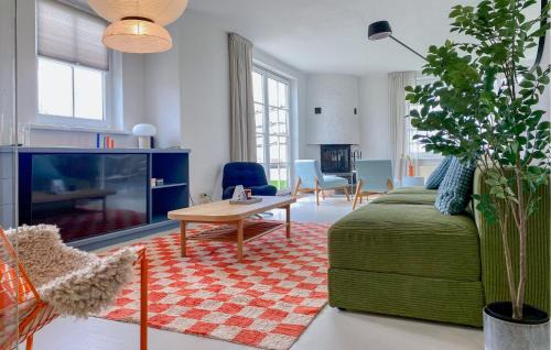 Lemmer Casa | Five Bedroom Awesome Home In Lemmer